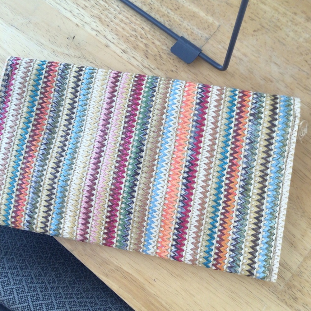 Multicolor Zigzag Pattern Clutch Embroidered - image 2